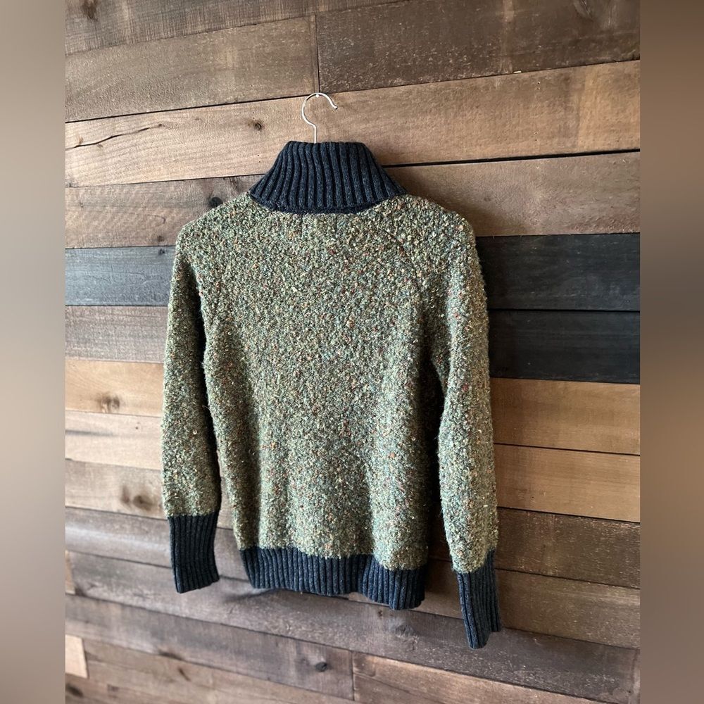 Cynthia Rowley Women's Green Speckled Wool Blend Knit Turtleneck Sweater - Picture 3 of 9